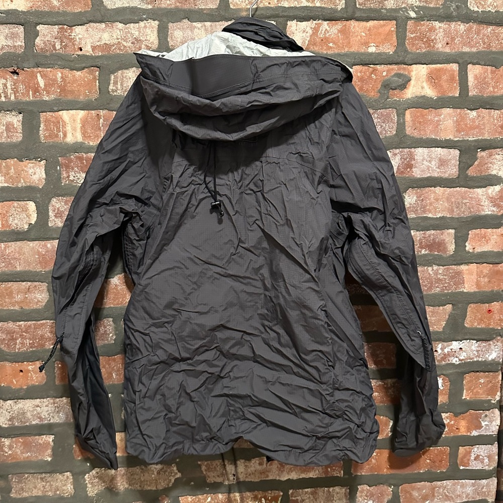 Rei E1 Elements Rain Coat - image 3